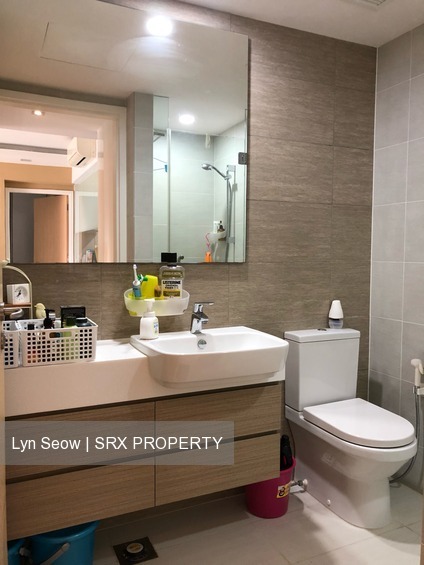 The Lakefront Residences (D22), Condominium #214504301